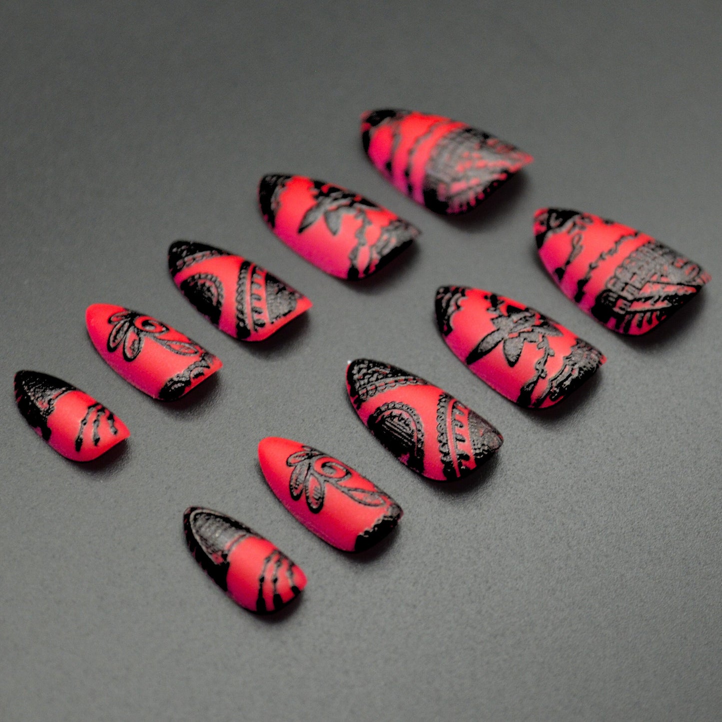 Red Lace (Press-On Nail Set, 30pc, Almond)