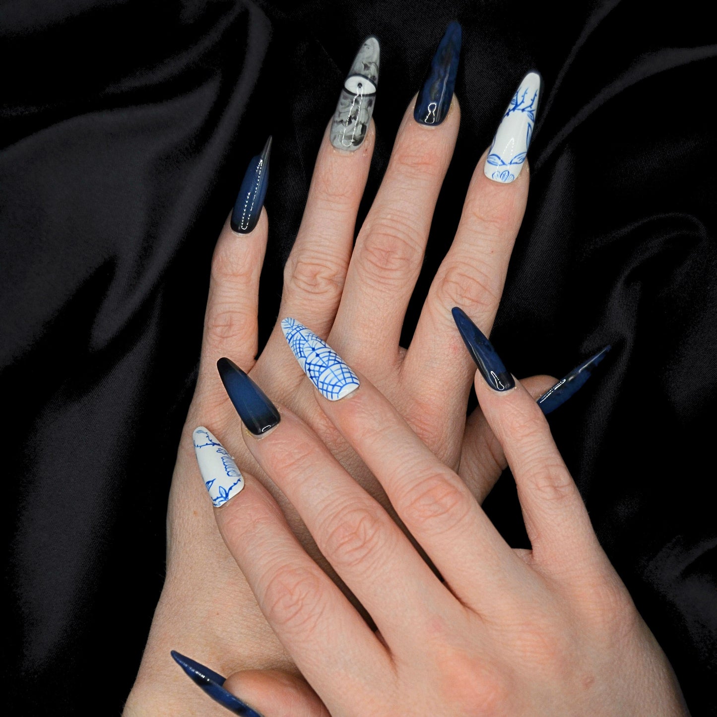 Porcelain Doll Press-On Nail Set (30pc, Stiletto)