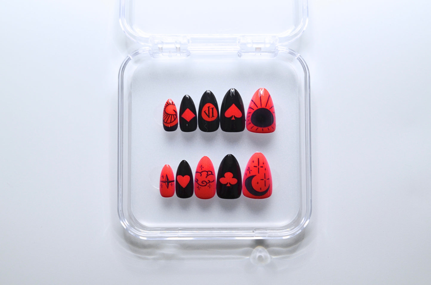 Love Is In the Cards (Press-On Nail Set, 30pc, Almond)