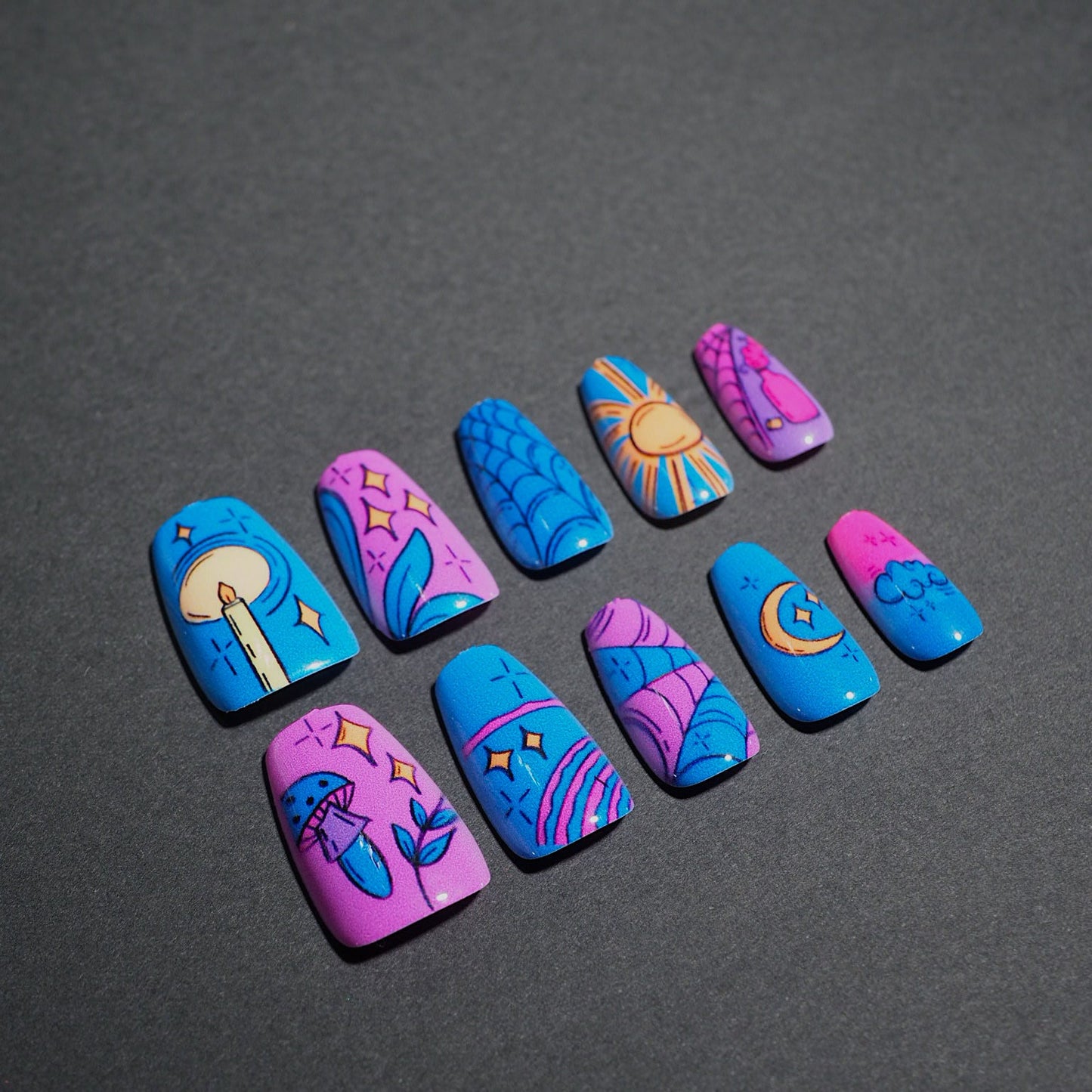 Love Potion (Press-On Nail Set, 30pc, Coffin)